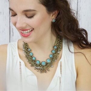 Chloe + Isabel Elegant Turquoise Pave Retro Gold and Blue Statement Necklace